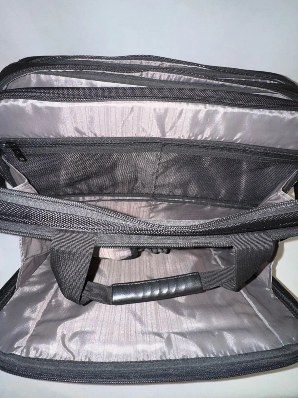 Samsonite Black Laptop Briefcase with Front Organizer and Padded Strap